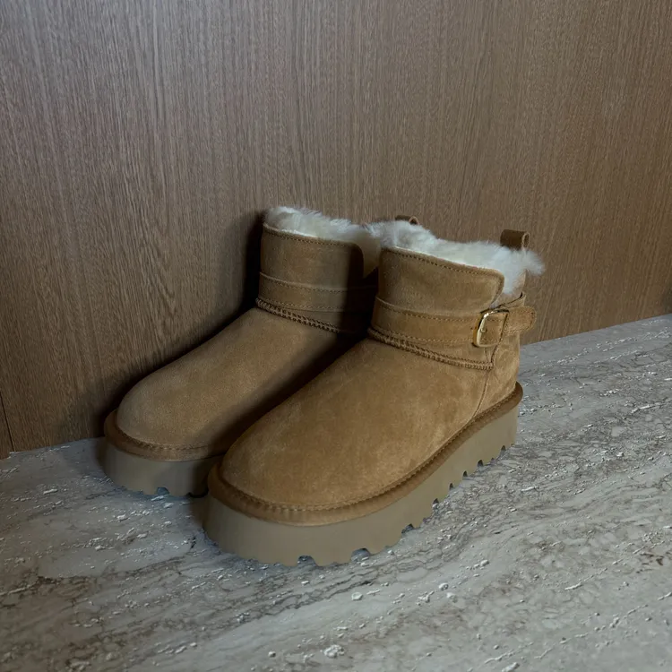 TANTAN经典厚底时尚秋冬保暖雪地靴4132