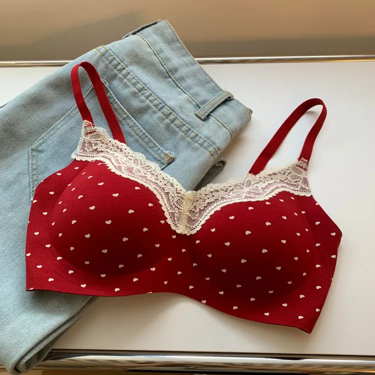 甜美蕾丝纯棉内衣薄款小胸聚拢舒适文胸幸运红色纯欲少女无痕内衣