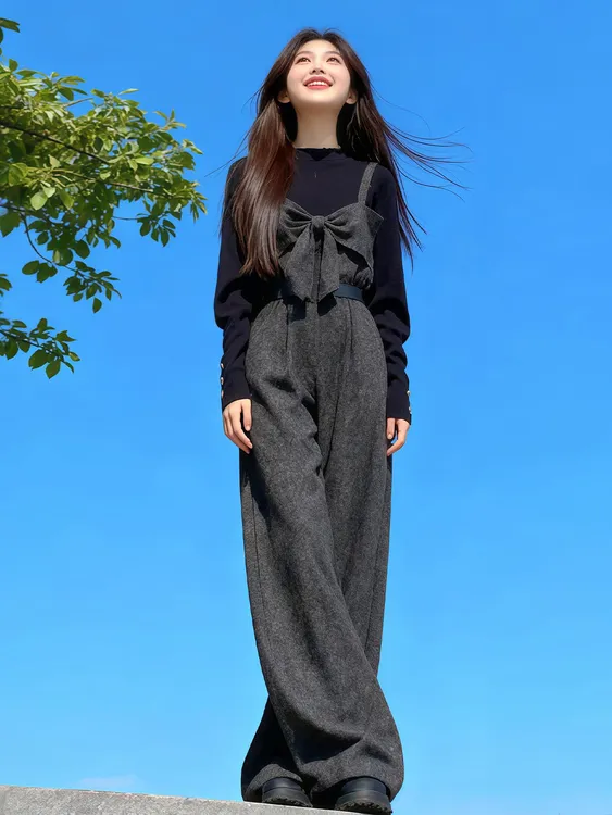 【现货】独特漂亮小套装针织打底衫背带阔腿长裤时尚减龄两件套2026