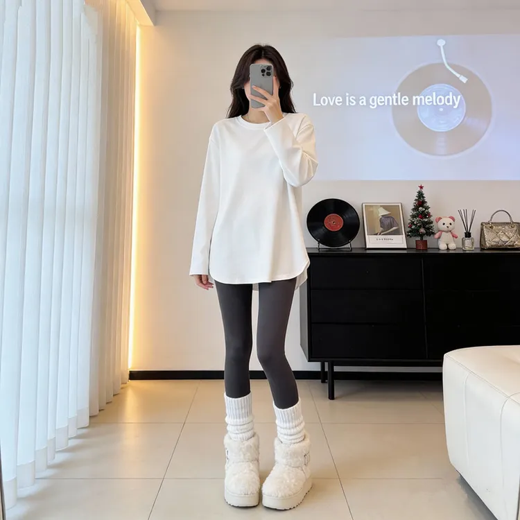 白色中长款长袖T恤女宽松2026新款遮屁股内搭外穿打底衫纯色上衣