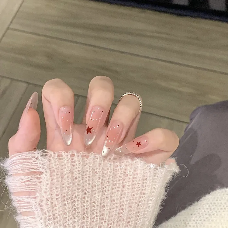 2025年新款气质显白可爱猫眼五角星星纯手工定制穿戴甲长款美甲