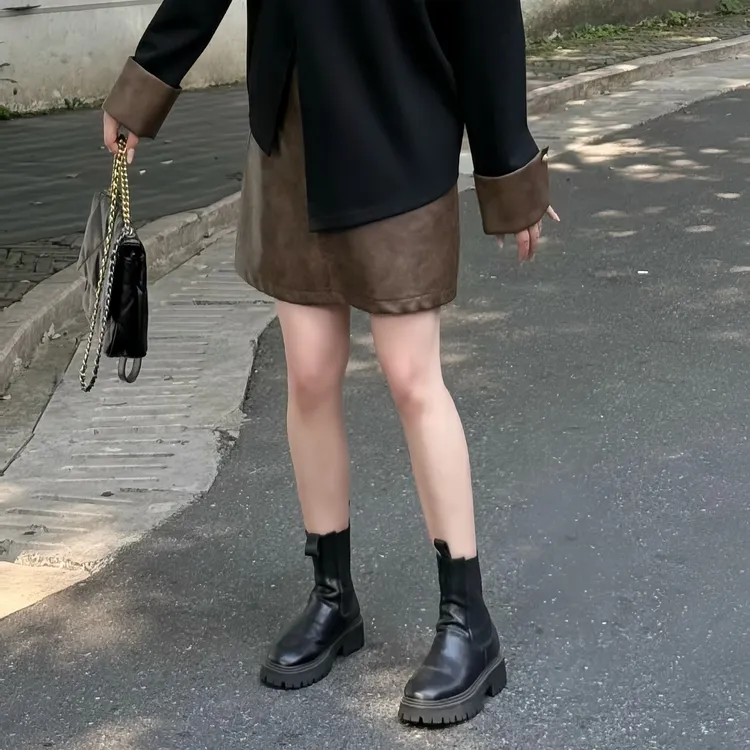 楠序【秋日漫步】源子微胖女装 2025秋季皮裙显瘦半身裙皮裙YZ37093