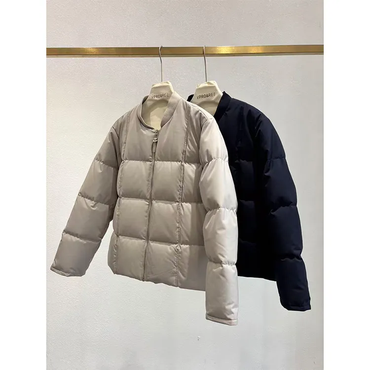 正肩防风袖方格立领羽绒服2024