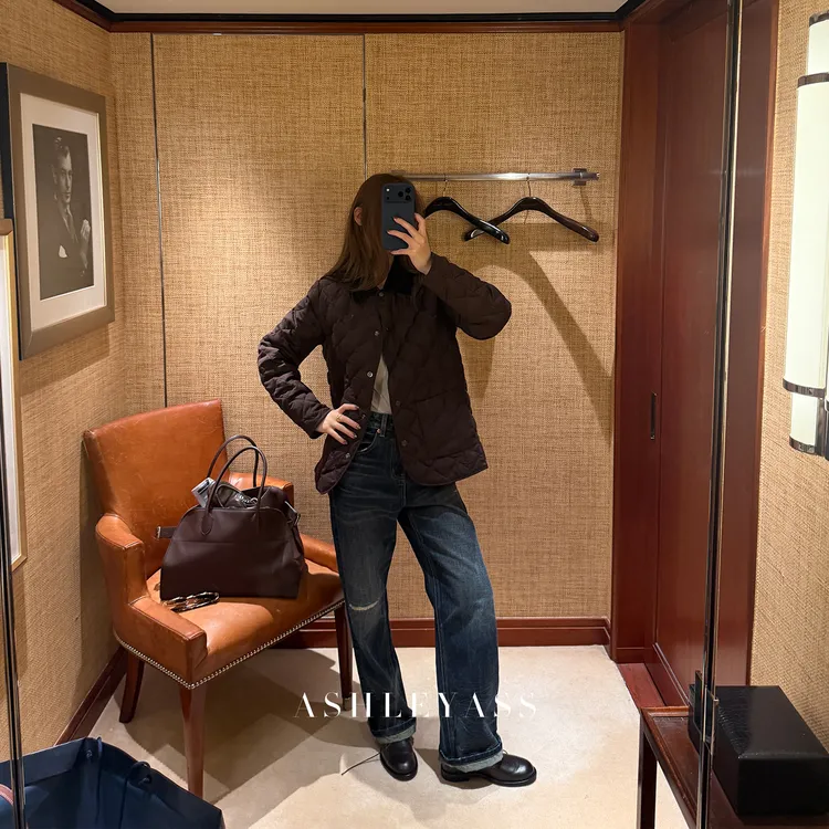 【ASHLEYASS】“美式破洞牛仔”经典休闲做旧YKK拉链牛仔裤LSN251526S