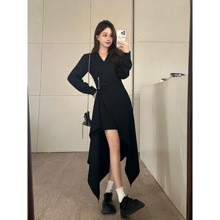 实拍大码女装黑色拉链裙不规则裙摆纯色连衣裙胖MM藏肉显瘦裙