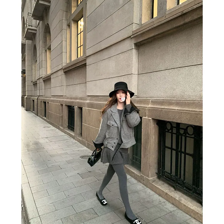 秋冬套装时尚洋气高级感长袖外套上衣修身显瘦灰色连衣裙短裙套装