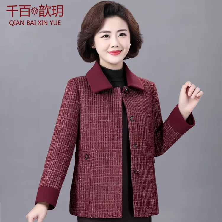 小个子妈妈秋冬毛呢外套红色短款中老年女装洋气格子翻领呢子上衣