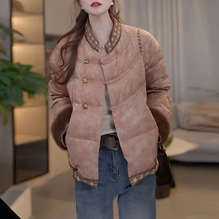 兹伊翰【朝花昔拾】2026冬季新款小众拼色百搭棉服洋气圆领显瘦外套