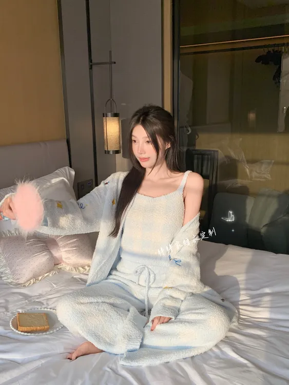 【腊肠小狗】半边绒软绵绵睡衣女秋冬保暖加厚可爱甜美可外穿三件套