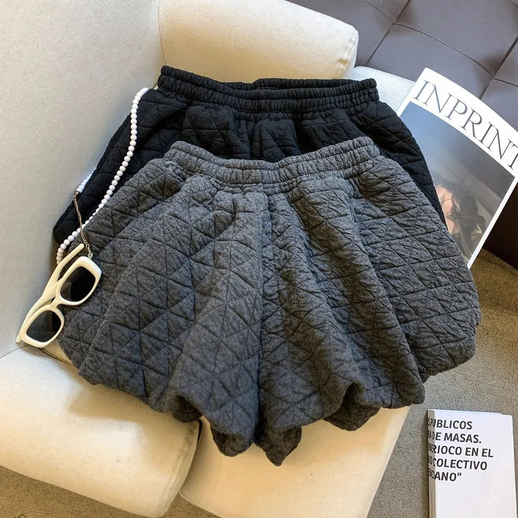 菱格夹棉压线花苞灯笼裤女冬季松紧腰a字打底裤外穿包臀阔腿短裤