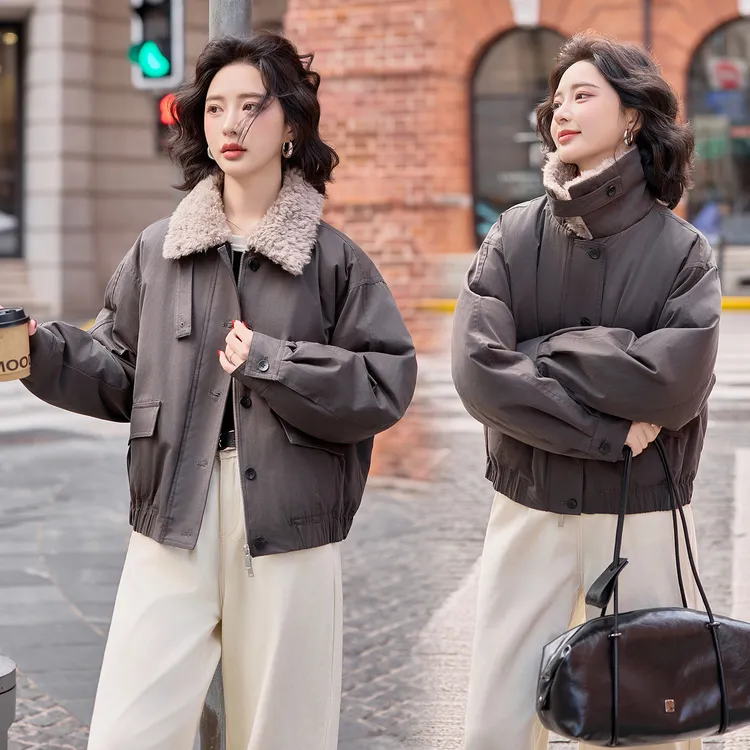 复古港风毛绒拼接派克羽绒服女2025冬季新款设计感白鸭绒短款外套
