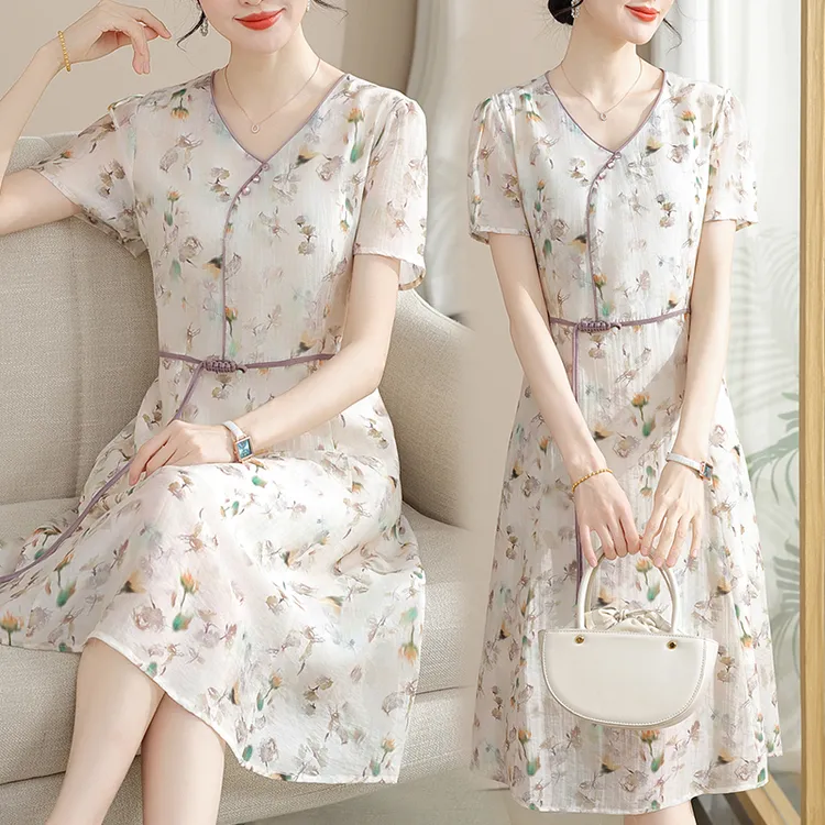 五一旅游出街洋气衣服夏季新款时尚复古优雅气质中老年女装连衣裙
