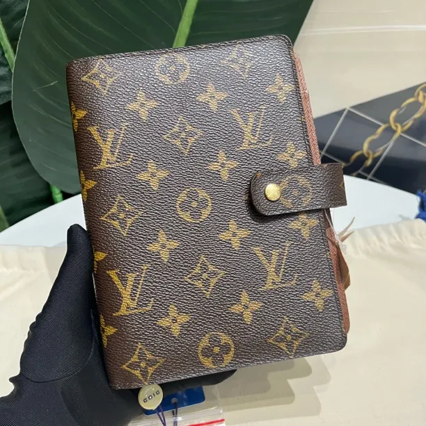 95新 LouisVuitton/路易威登 A6老花中号手帐本卡包 全原 活页本