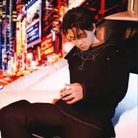 QUARTER IN NIGHT【明星同款】春季新款休闲时尚可拆卸上衣