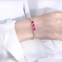 3913手镯750黄金18k镶嵌红宝石手镯赠礼盒