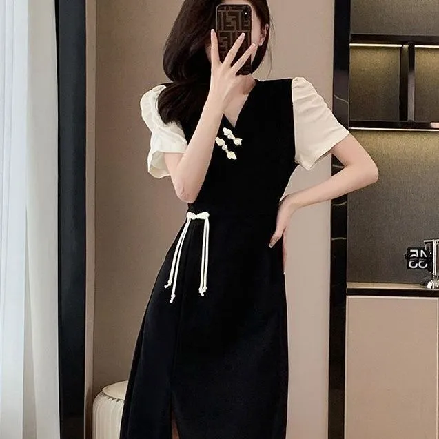 2025夏装新中式国风大码遮肉连衣裙女胖mm气质性感显瘦开叉小黑裙