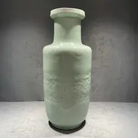 豆青釉暗刻纹橄榄瓶