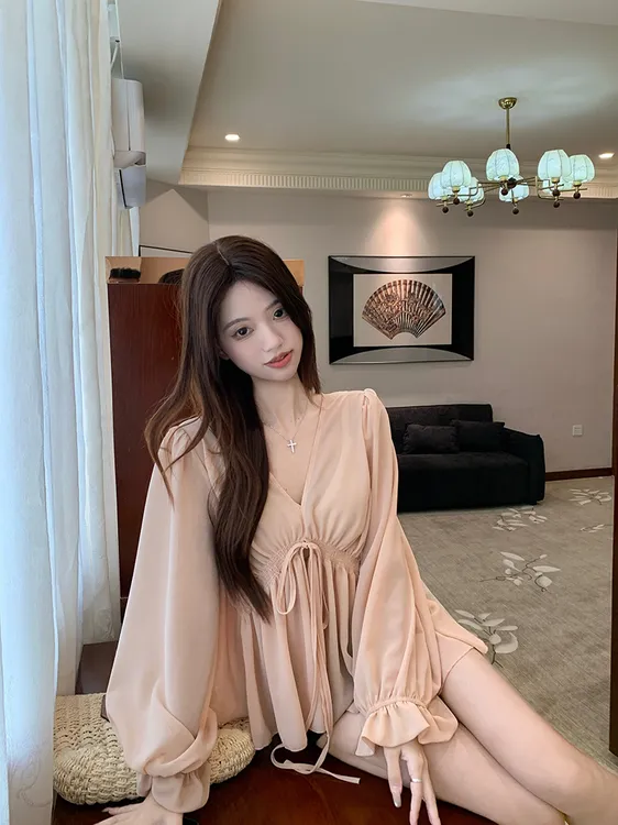 【雾纱暮光】温柔风褶皱绑带雪纺衫设计感V领纯欲上衣