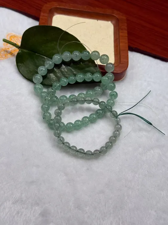 【鸿运晶阁】绿草莓晶手串   多样性发其一  a82
