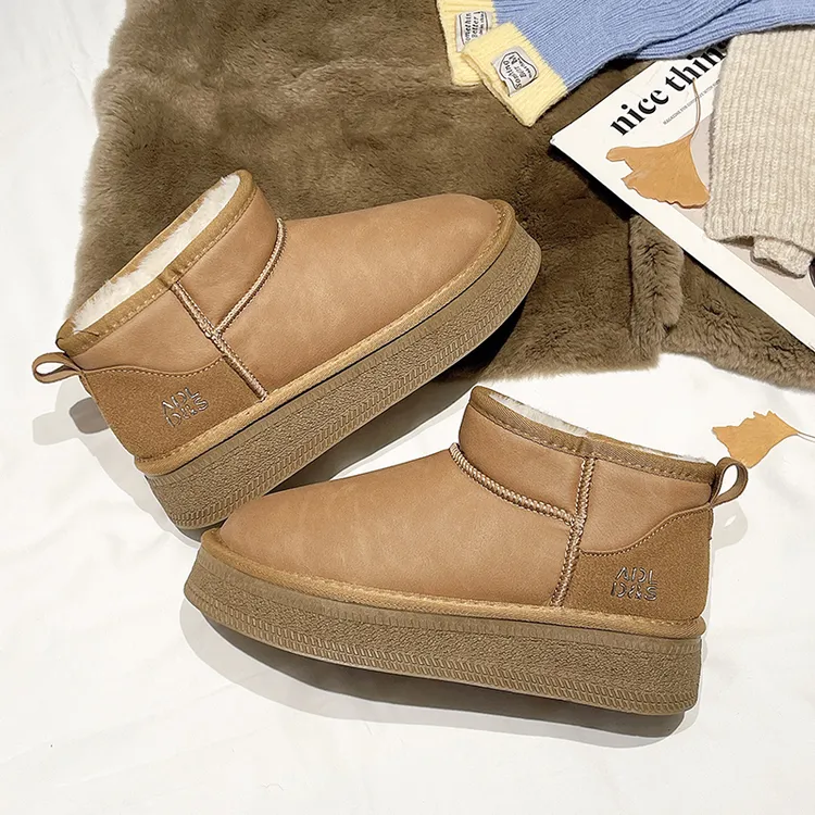 【工厂热销】2025冬季女款时尚雪地靴防水防滑保暖中短筒6099