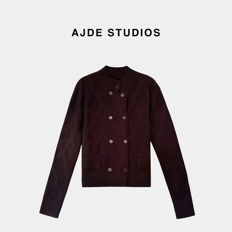 AJDE｜复古立领双排扣毛衣QZ