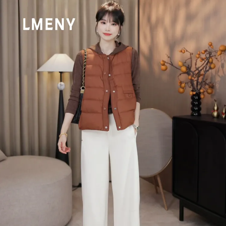 LMENY“小暖包马甲”轻暖不臃肿！波纹小口袋设计羽绒马甲25DY001