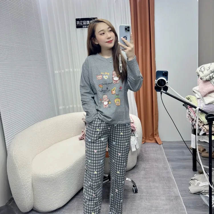 芬亿241女士秋冬款长袖长裤爽棉套装