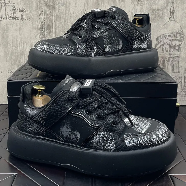 真皮小白鞋男2025春季新款百搭厚底增高面包鞋板鞋休闲运动鞋擦色