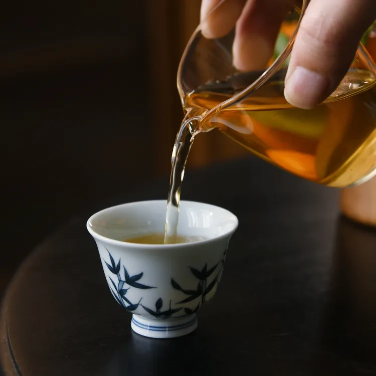 成艺点工竹韵小客杯陶瓷主人杯家用花瓣茶杯功夫茶具品茗杯批发