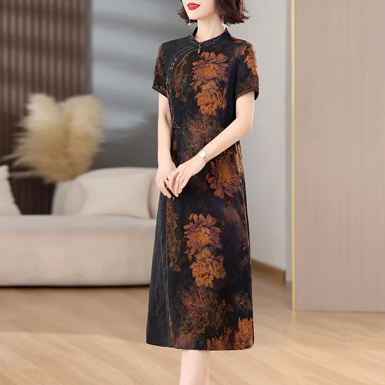 新中式中老年新中式重工提花连衣裙女2025夏季新款复古立领印花改