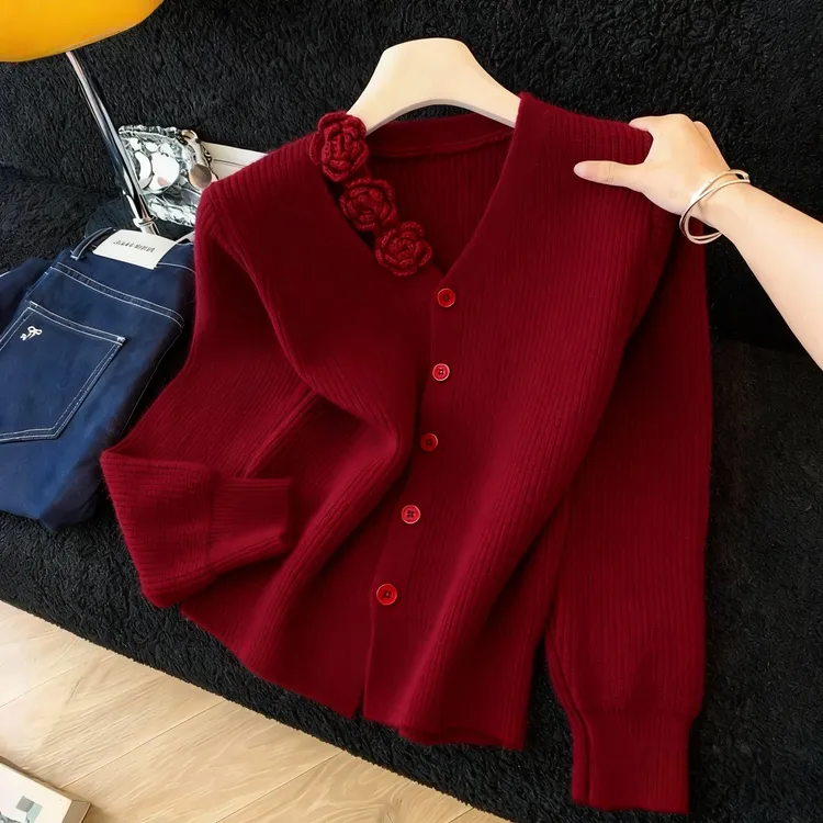 韩系立体花朵加厚毛衣女秋冬新款时尚简约百搭显瘦修腰针织开衫