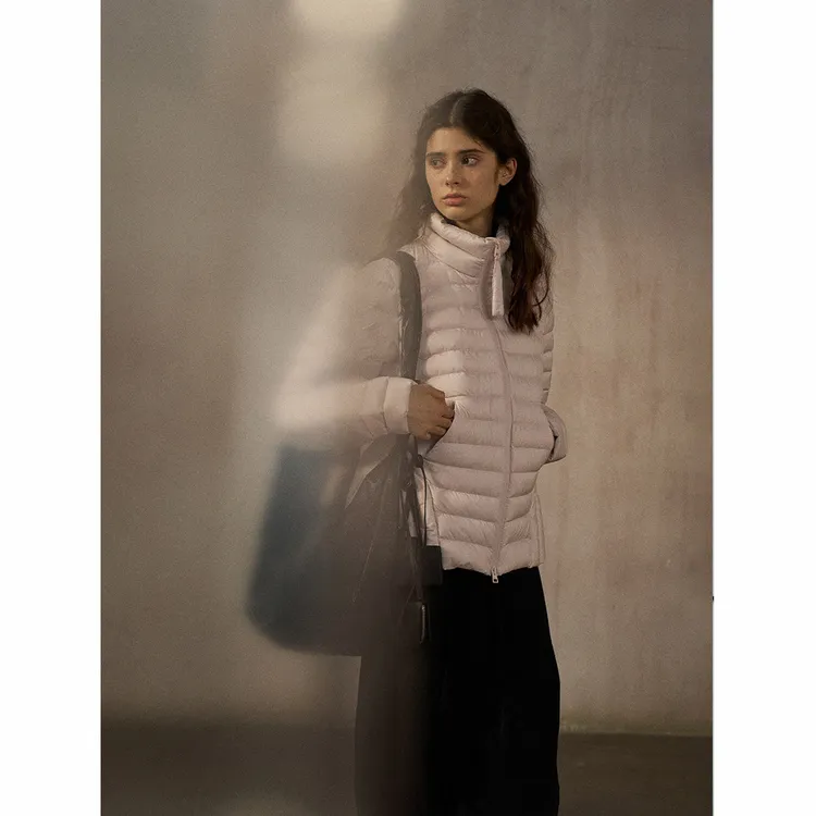 立领休闲修身轻薄保暖内搭排骨羽绒服冬季短款女款收腰外套法式
