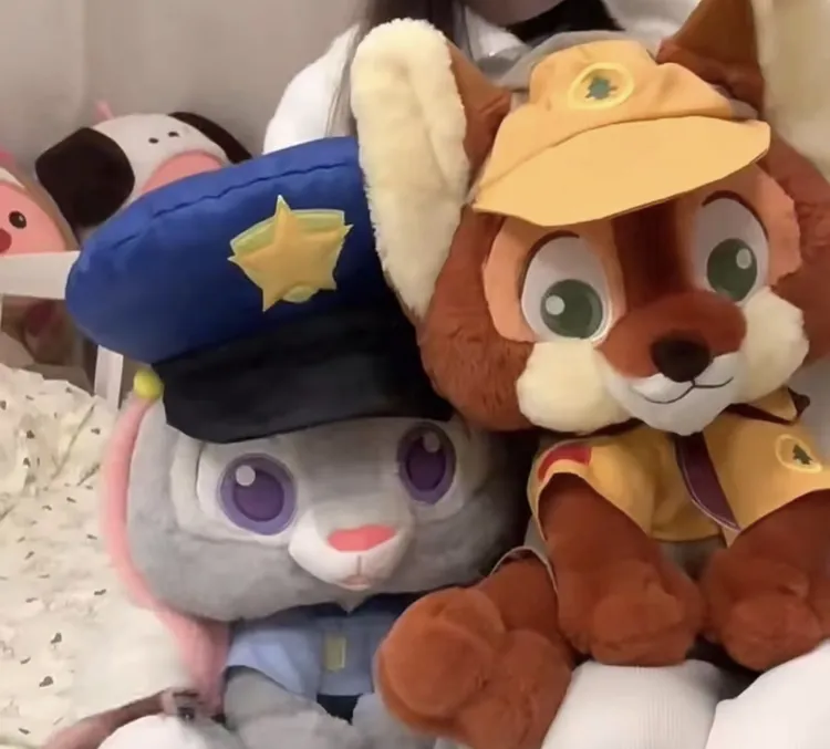 可爱疯狂抽象动物城尼克朱迪公仔毛绒玩具女生警官生日礼物玩偶