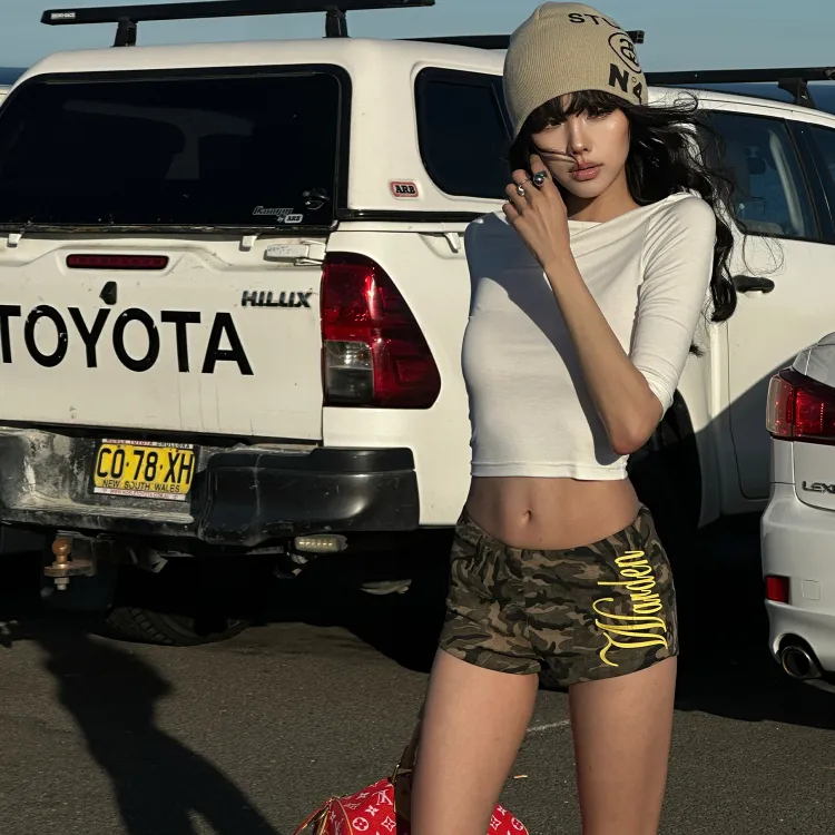 韩好甜WARDEN EDGE战斗模式 军绿迷彩短裤女美式辣妹低腰包臀热裤