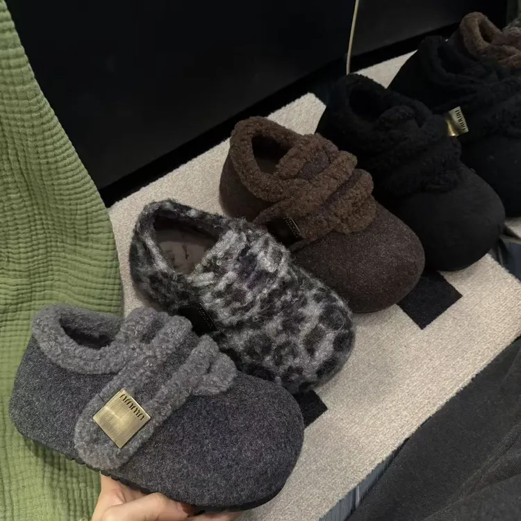 2025年冬季新款时尚百搭魔术贴设计保暖增高厚底休闲风包头毛毛鞋