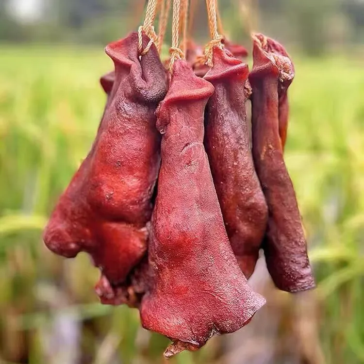 腊猪拱嘴 四川特产烟熏猪拱嘴猪鼻子农家柴火烟熏猪拱嘴猪鼻子