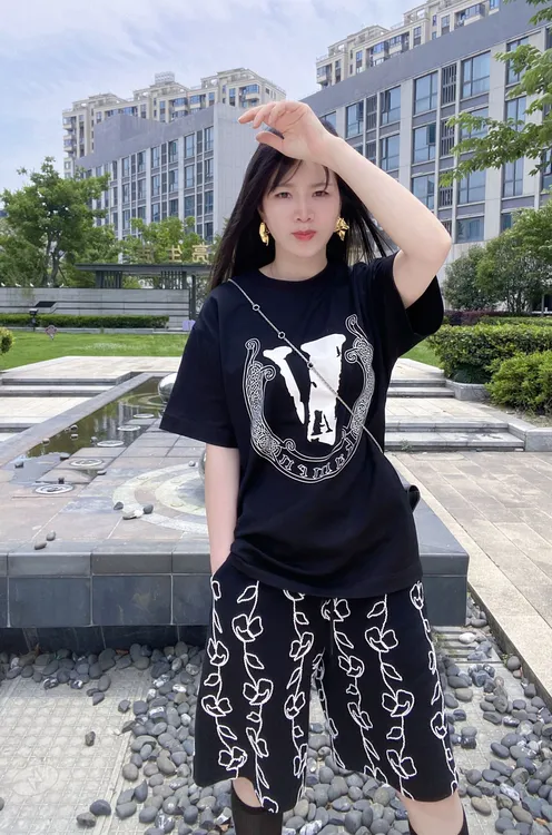 短袖数字常规款T恤宽松洋气INS风运动黑色印花个性抗起球亲子
