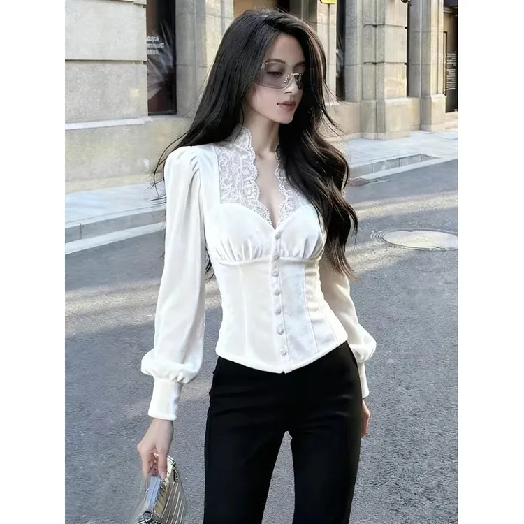 蕾丝拼接白色丝绒衬衫女秋高级感轻奢减龄洋气巨好看法式小资上衣