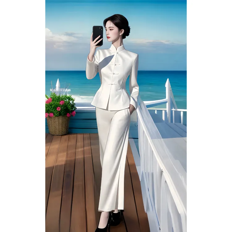春季穿搭一整套干练气质盐系轻熟高级感多巴胺小洋装白色上衣套装