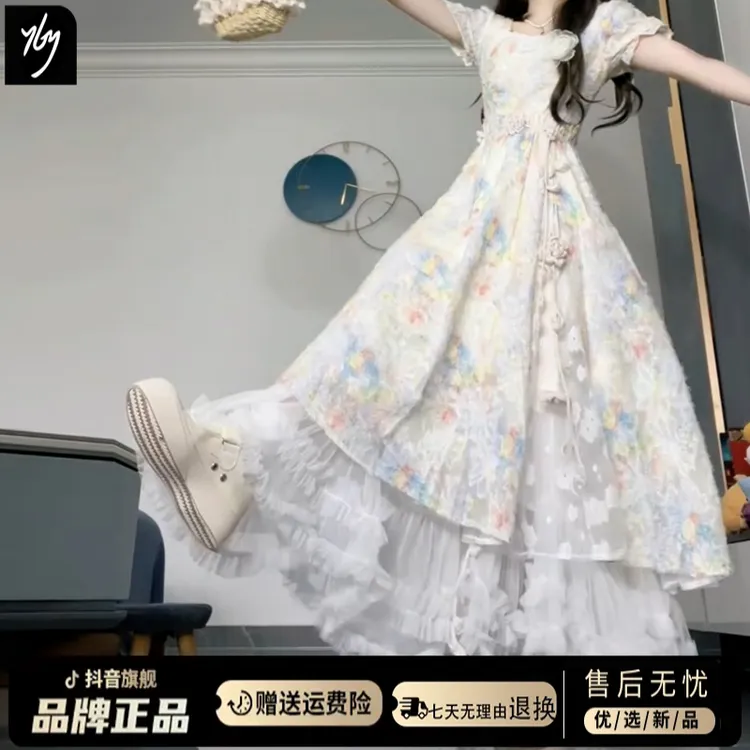 温柔风方领泡泡袖法式碎花连衣裙子女夏季2025年新款气质收腰长裙
