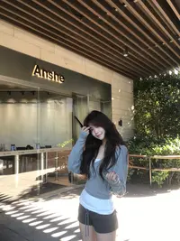 *尹千金*【欲感松弛】V领花灰色长袖慵懒感吊带内搭两件套Z257269