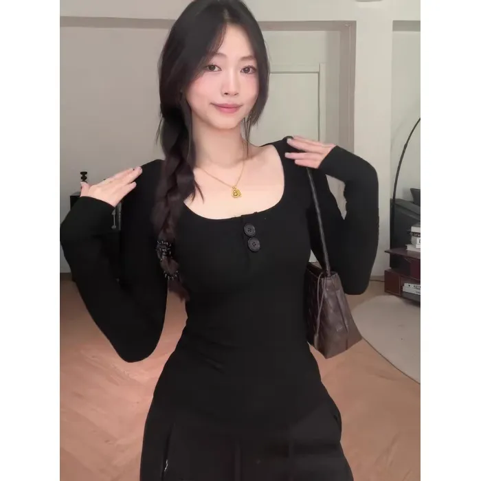 Not defined性感辣妹风黑色方领长袖T恤女秋季修身显瘦打底衫上衣
