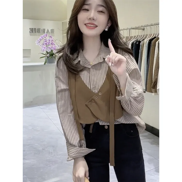 秋季新款高级感气质百搭长袖衬衫女韩版假两件洋气条纹时尚上衣潮