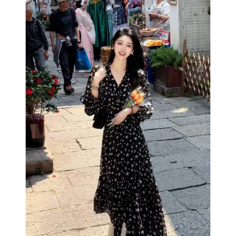 【南萱】【优雅主义】春季复古收腰显瘦减龄设计碎花连衣裙5CLSJ9312