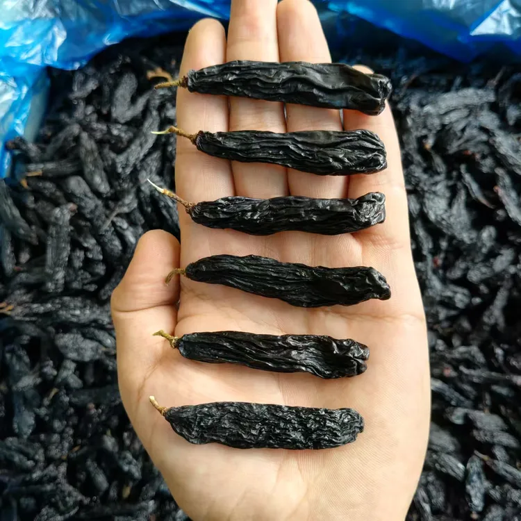 新疆特产大颗粒蓝宝石黑葡萄干