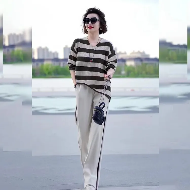 运动休闲套装女春秋高腰宽松阔腿裤V领长袖条纹针织衫洋气两件套
