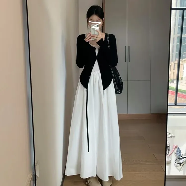 秋季新款法式气质高级感吊带背心裙+黑色小衫两件裙子胖mm显瘦款