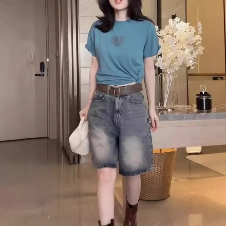 大爱美依缘夏季新款韩版圆领短袖恤直筒五分牛仔短裤女
