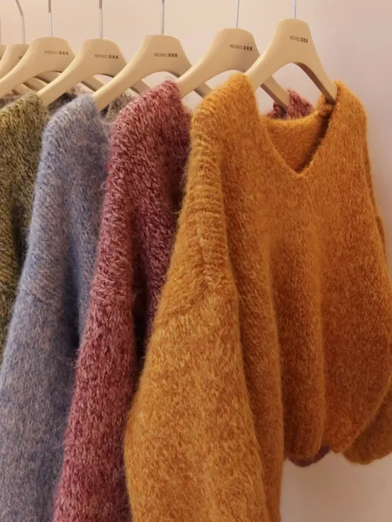MEIMEI梁美美V领针织套头上衣慵懒风韩版宽松毛衣外套女大码秋冬