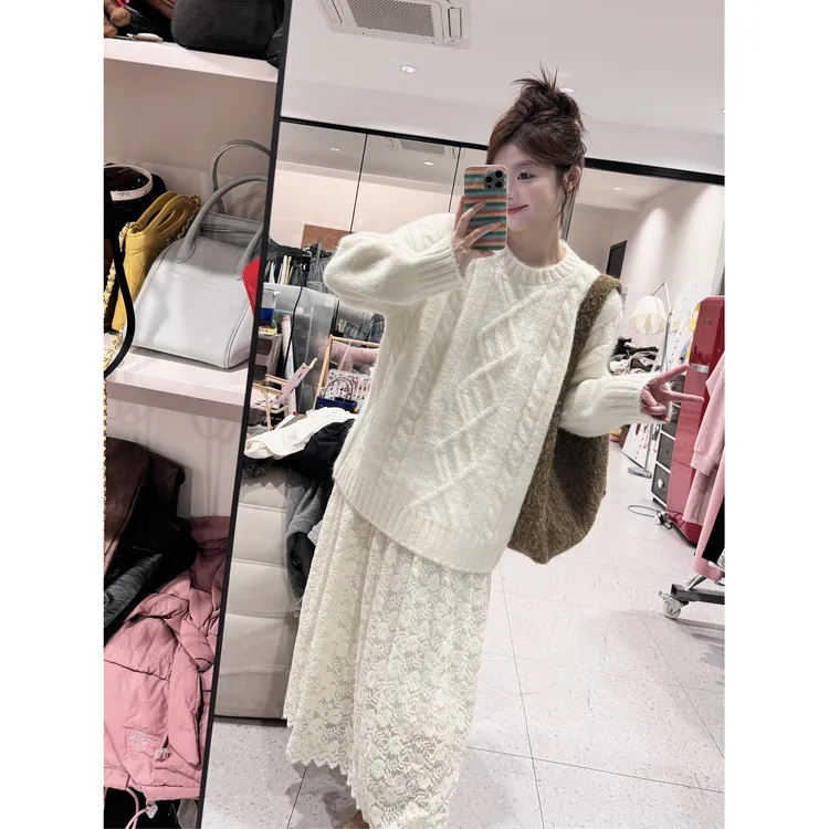 晶咕【浮云织梦！】法式麻花纹针织毛衣拼接蕾丝假两件连衣裙